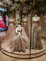 Falguni Shane Peacock